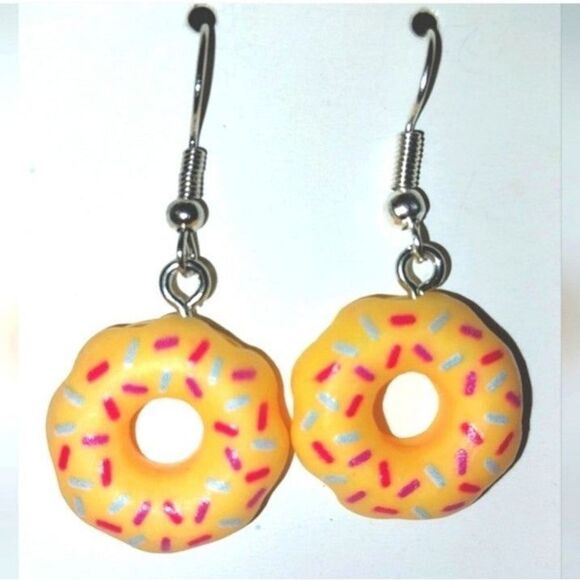 Hand crafted doughnut dangle earrings - Picture 2 of 5
